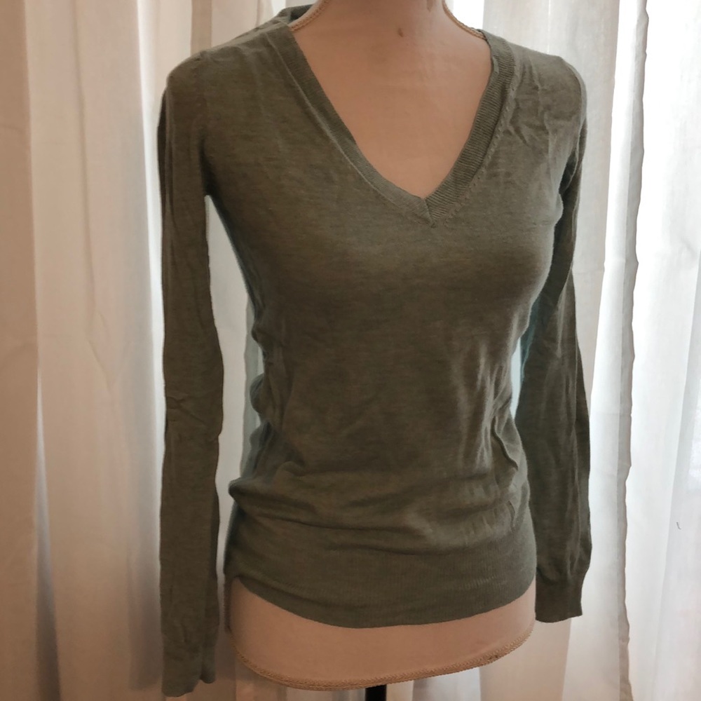 Sea foam Green XS V Neck Sweater